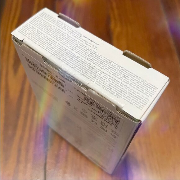 Lacie rugged mini ssd neil poulton External Solid State Drive 1 TB *BNIB* - Picture 3 of 4